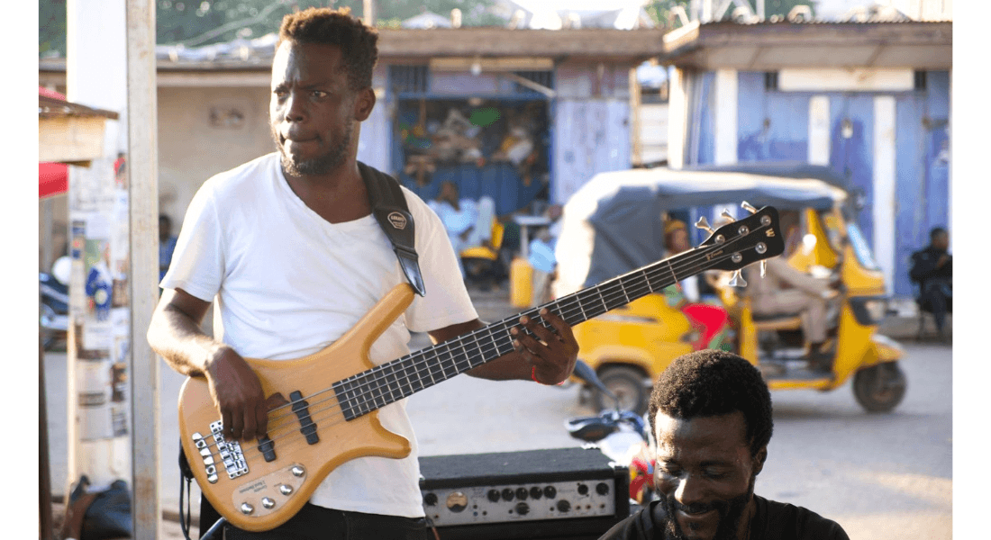 Amamere band